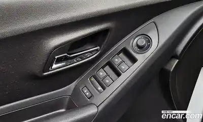 Chevrolet Trax 2017 1.6 Автомат в Москве № 40598, миниатюра 7