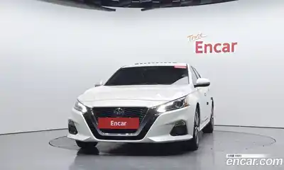 Nissan Altima 2019 2.5 Автомат в Москве № 406093, миниатюра 2