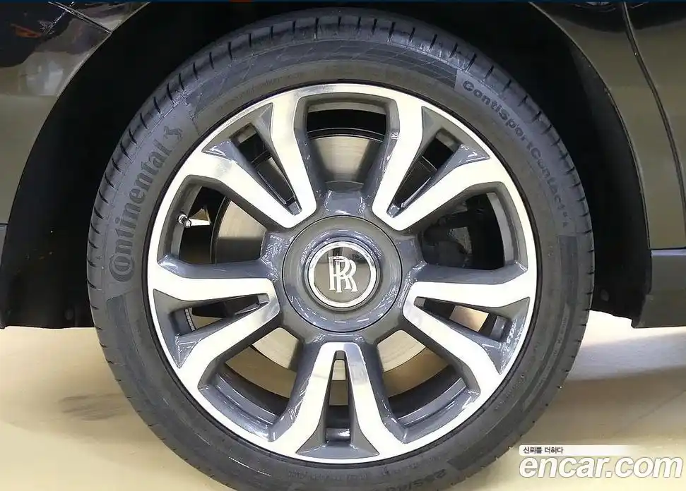 Rolls-Royce Cullinan 2024 6.7 Автомат в Москве № 407307, фото 9