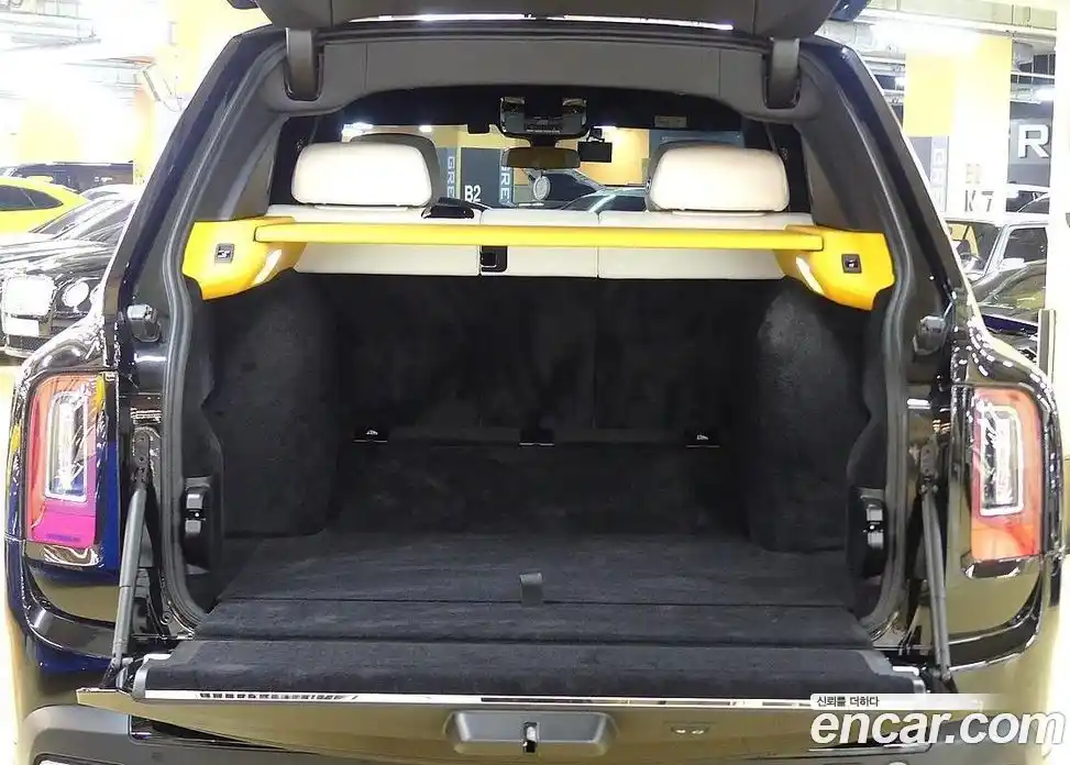 Rolls-Royce Cullinan 2024 6.7 Автомат в Москве № 407307, фото 10