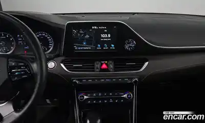 Hyundai Grandeur 2019 2.4 Автомат в Москве № 43983, миниатюра 6