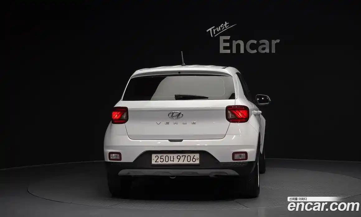 Hyundai Venue 2020 1.6 Автомат в Москве № 44282, фото 12
