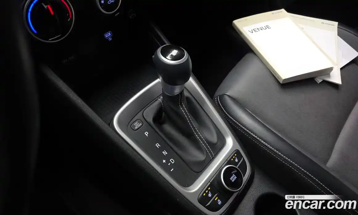 Hyundai Venue 2020 1.6 Автомат в Москве № 44282, фото 13