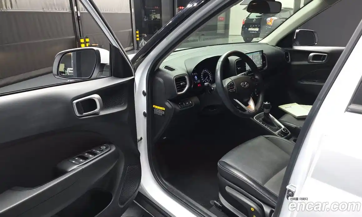 Hyundai Venue 2020 1.6 Автомат в Москве № 44282, фото 8