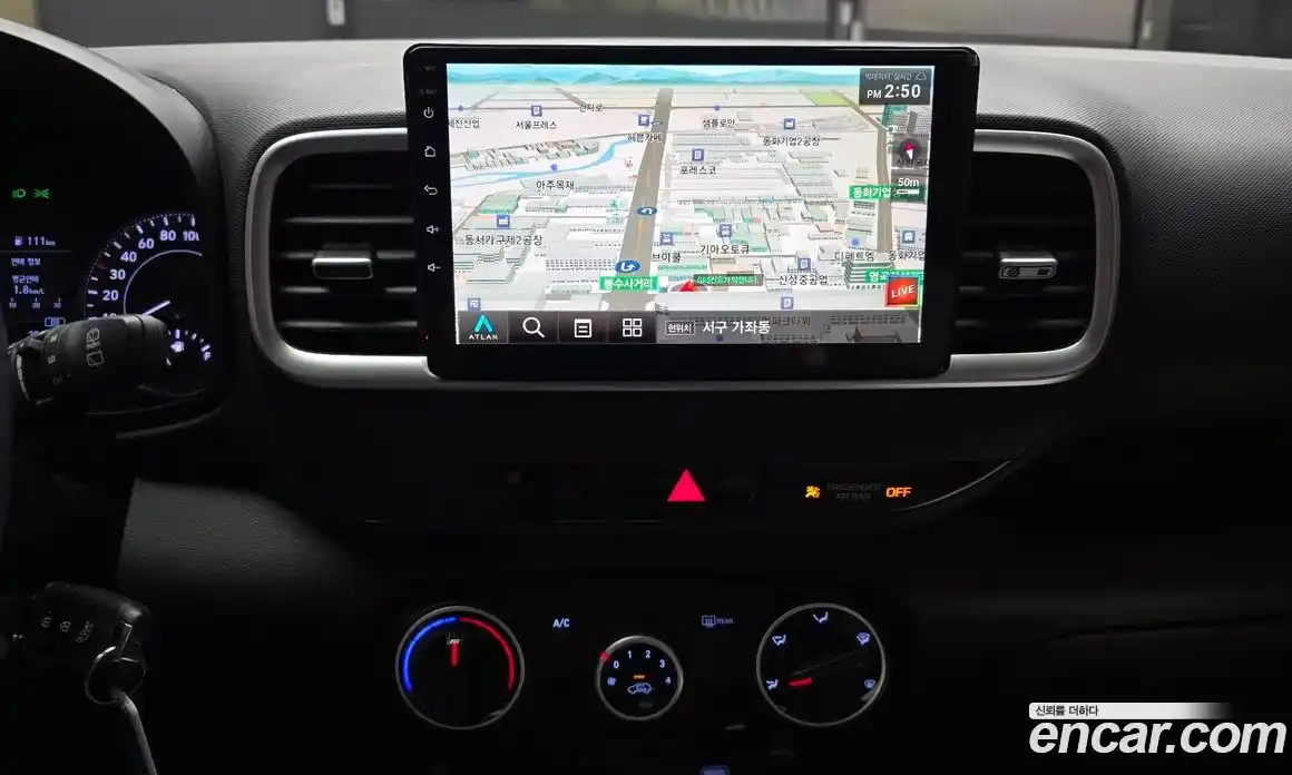 Hyundai Venue 2020 1.6 Автомат в Москве № 44282, фото 10