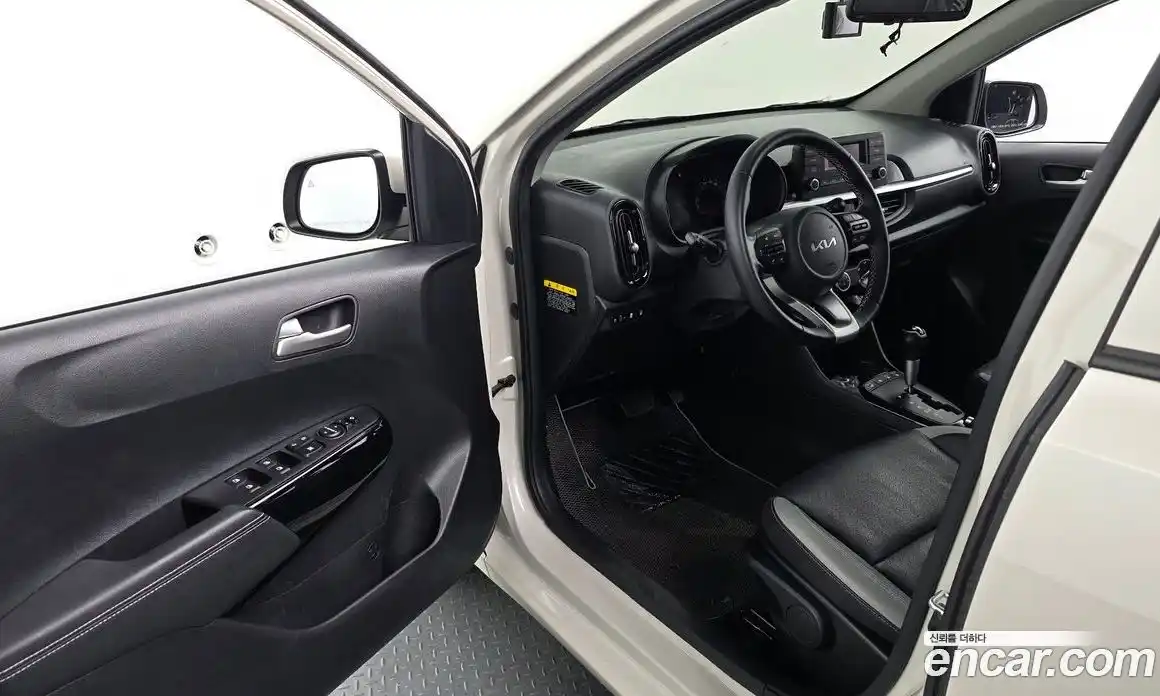 Kia Morning 2022 1.0 Автомат в Москве № 52579, фото 11