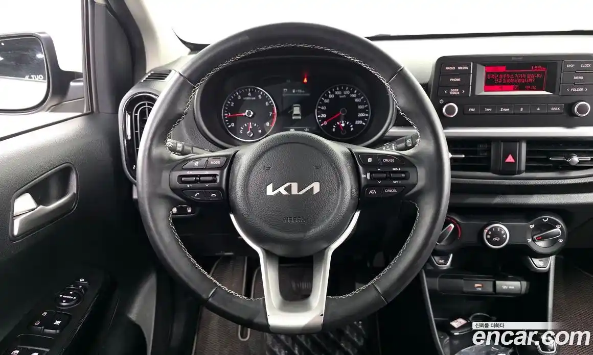 Kia Morning 2022 1.0 Автомат в Москве № 52579, фото 13