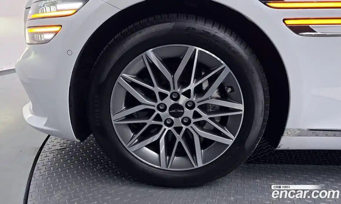 Genesis G80 2025 2.5 Автомат в Москве № 57581, фото 9