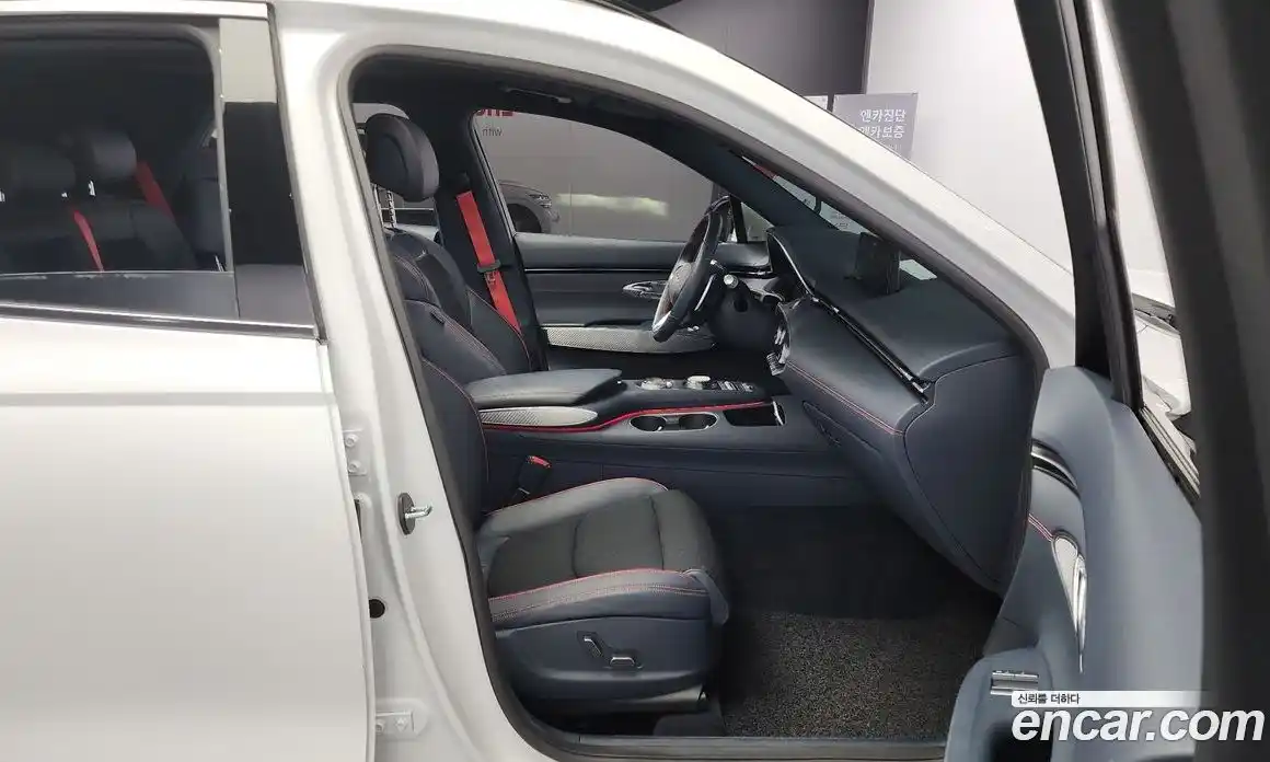 Genesis GV70 2023 2.5 Автомат в Москве № 58348, фото 17