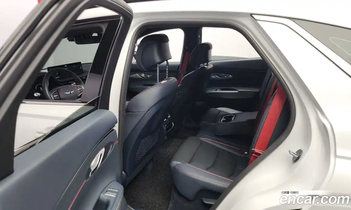 Genesis GV70 2023 2.5 Автомат в Москве № 58348, фото 18