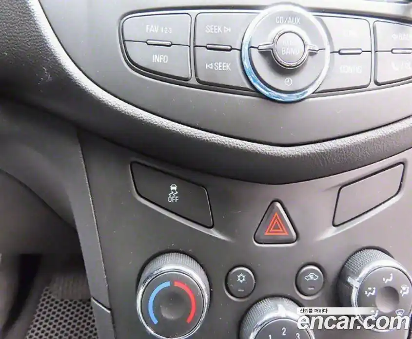 Chevrolet Trax 2015 1.4 Автомат в Москве № 84864, фото 17