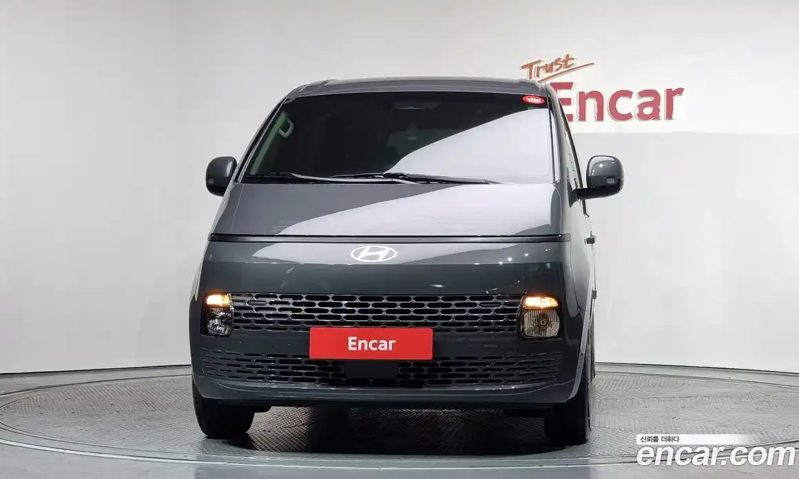 Hyundai Staria 2025 1.6 Автомат в Москве № 9203, фото 3