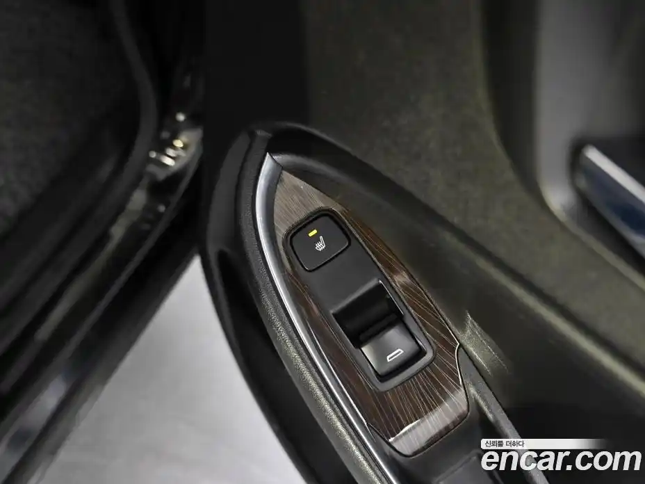 Chevrolet Malibu 2017 2.0 Автомат в Москве № 103379, фото 18