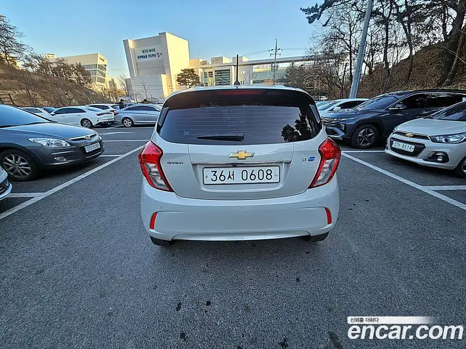 Chevrolet Spark 2016 1.0 Автомат в Москве № 105474, фото 3