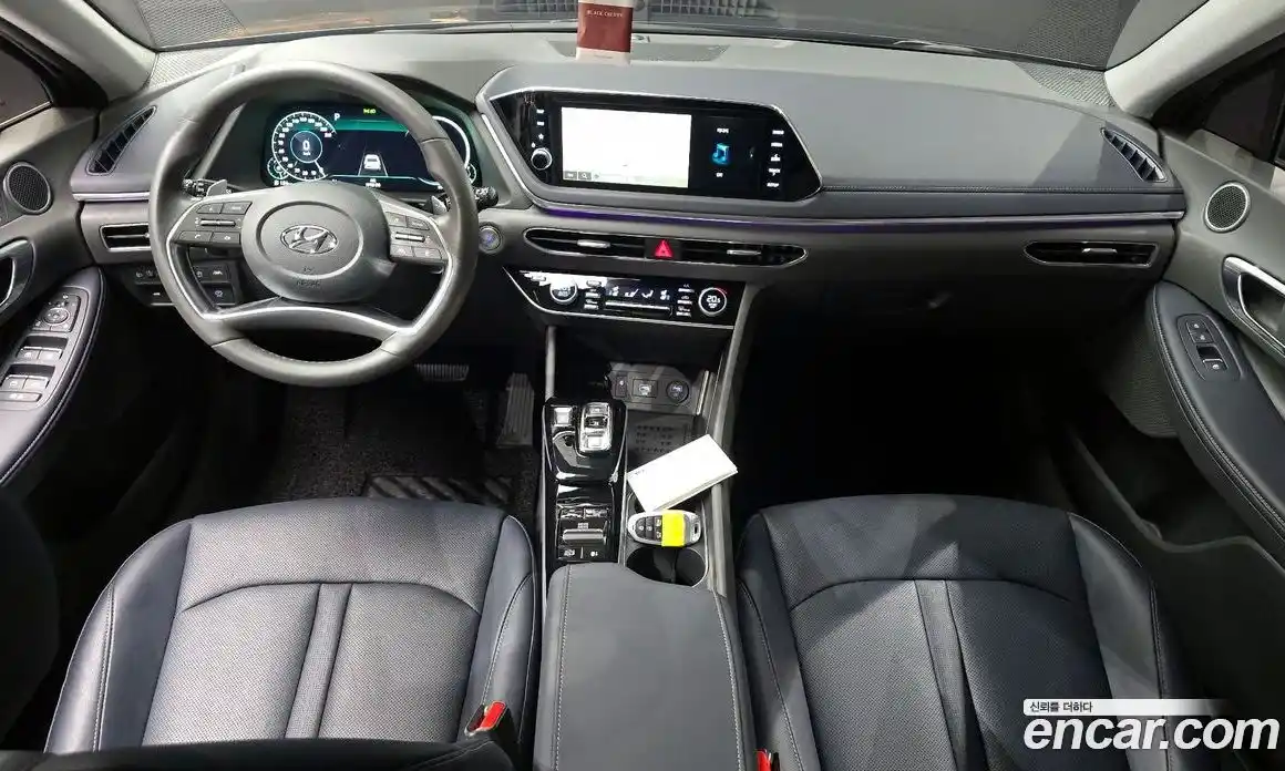 Hyundai Sonata 2023 1.6 Автомат в Москве № 108091, фото 13