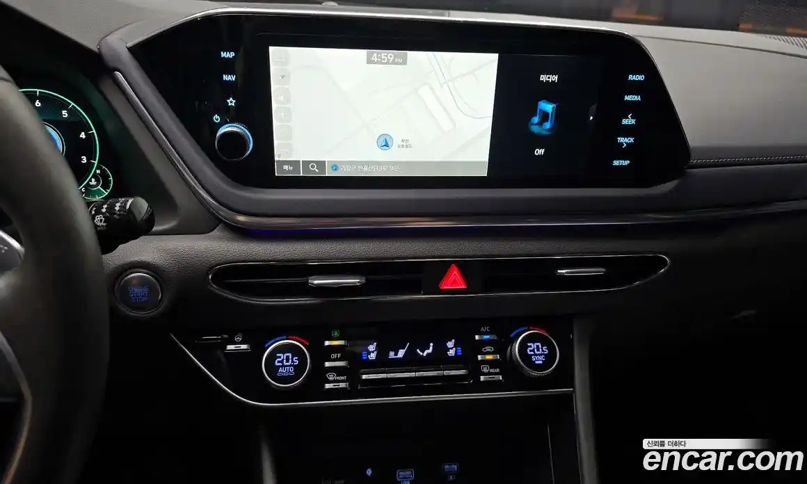 Hyundai Sonata 2023 1.6 Автомат в Москве № 108091, фото 14