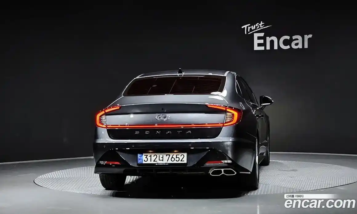 Hyundai Sonata 2023 1.6 Автомат в Москве № 108091, фото 18