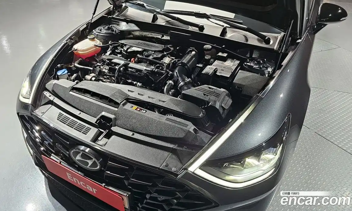 Hyundai Sonata 2023 1.6 Автомат в Москве № 108091, фото 4