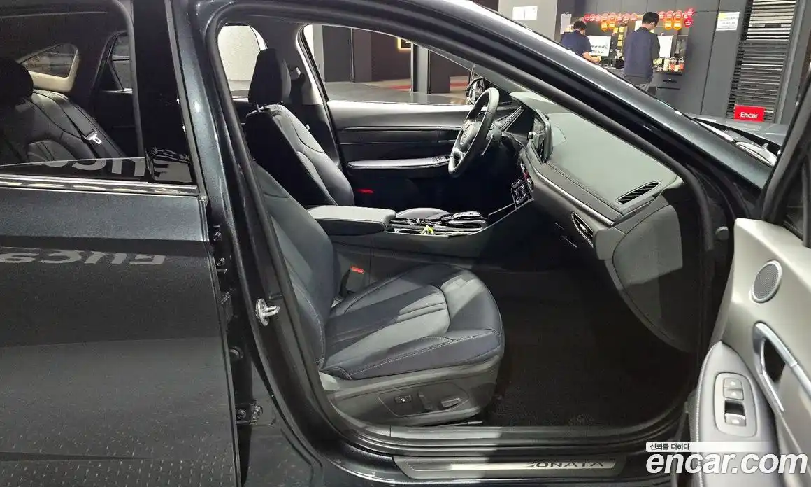 Hyundai Sonata 2023 1.6 Автомат в Москве № 108091, фото 10