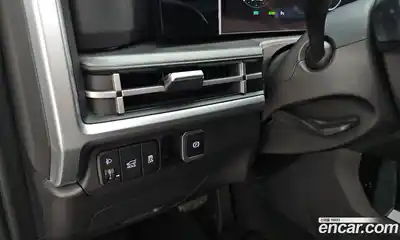 Hyundai Santa Fe 2024 1.6 Автомат в Москве № 108809, миниатюра 11