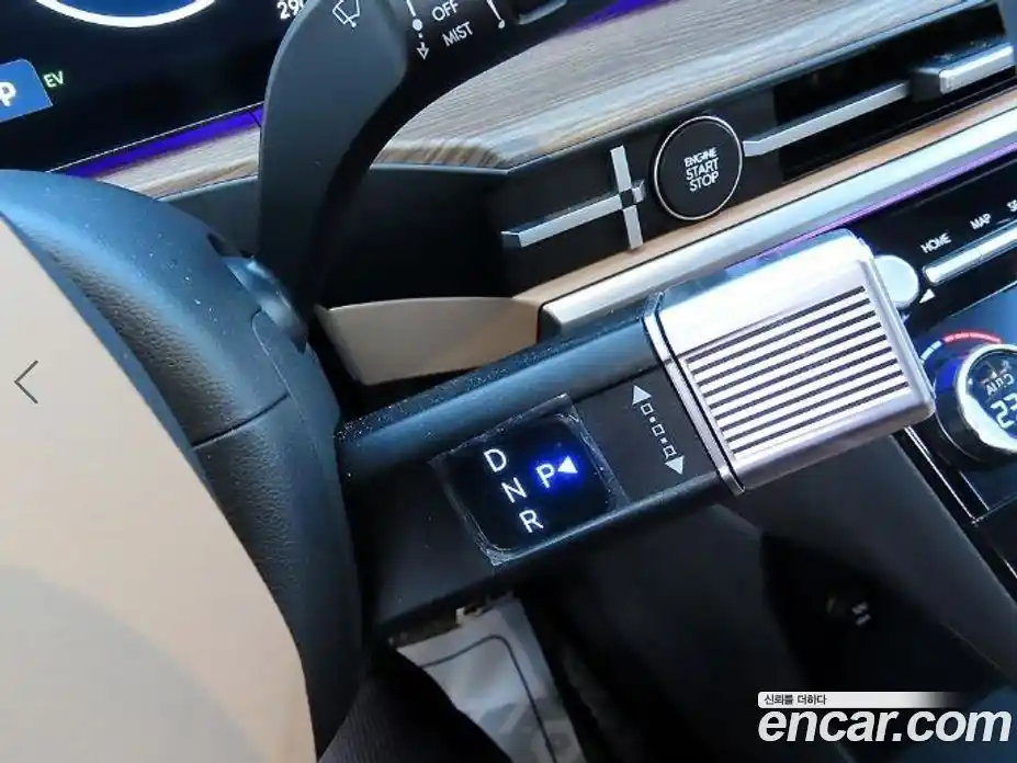 Hyundai Santa Fe 2024 1.6 Автомат в Москве № 110263, фото 11