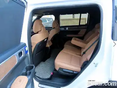 Hyundai Santa Fe 2024 1.6 Автомат в Москве № 110263, миниатюра 6