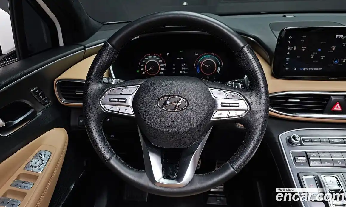 Hyundai Santa Fe 2023 1.6 Автомат в Москве № 112052, фото 15