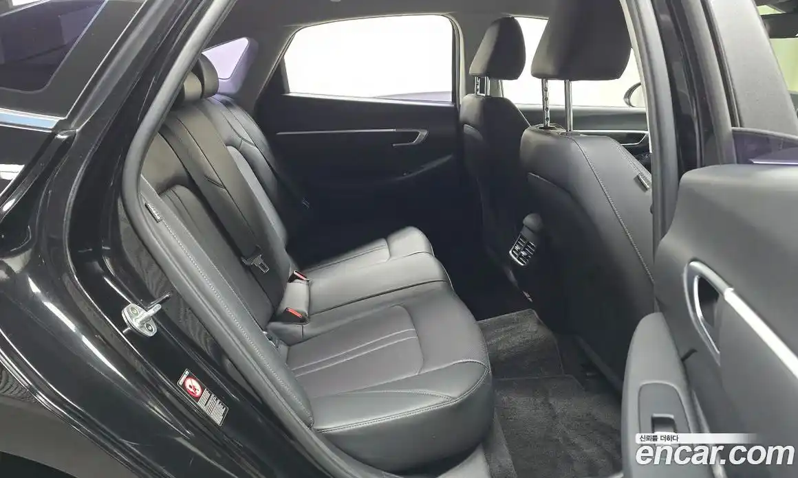 Hyundai Sonata 2020 2.0 Автомат в Москве № 113733, фото 12