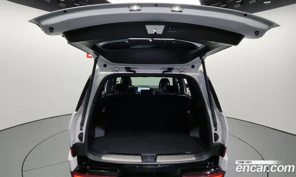 Hyundai Santa Fe 2024 1.6 Автомат в Москве № 116160, фото 12