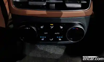 Genesis GV70 2023 2.5 Автомат в Москве № 116286, миниатюра 2