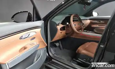 Genesis GV70 2023 2.5 Автомат в Москве № 116286, миниатюра 3