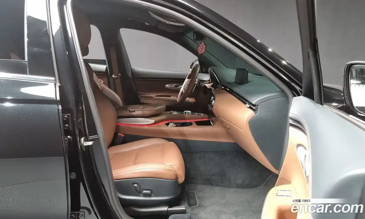 Genesis GV70 2023 2.5 Автомат в Москве № 116286, фото 6