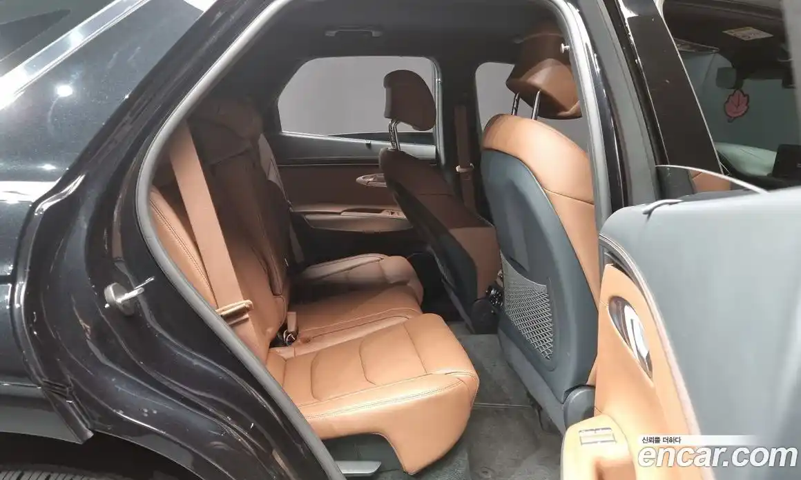 Genesis GV70 2023 2.5 Автомат в Москве № 116286, фото 9