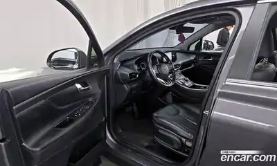 Hyundai Santa Fe 2023 2.2 Автомат в Москве № 116479, миниатюра 2