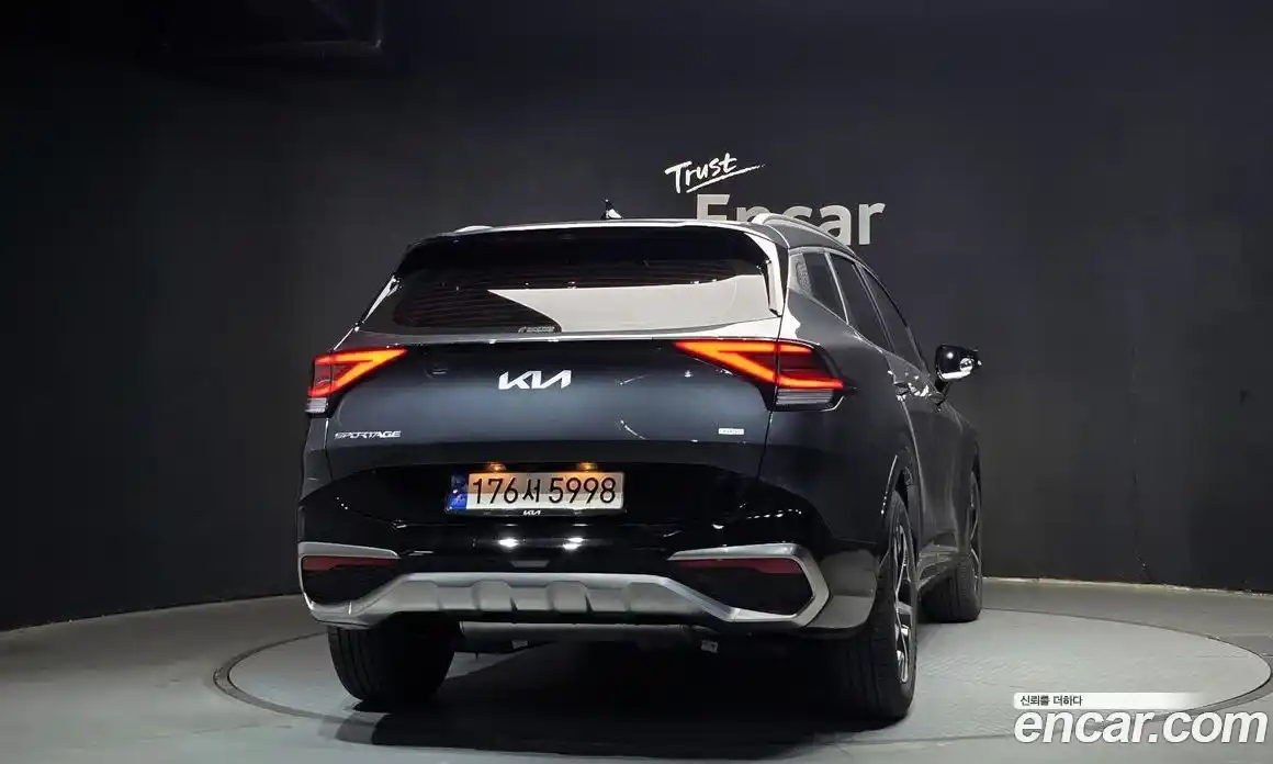 Kia Sportage 2023 1.6 Автомат в Москве № 120037, фото 4