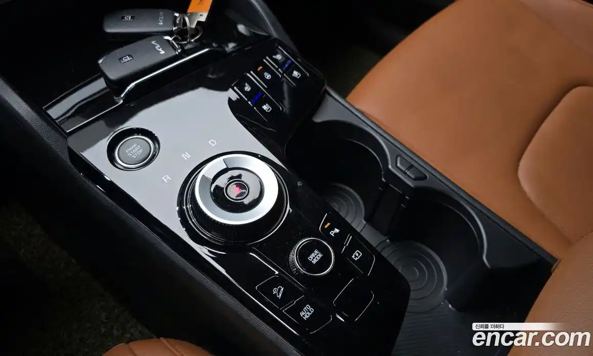 Kia Sportage 2023 1.6 Автомат в Москве № 120037, фото 9