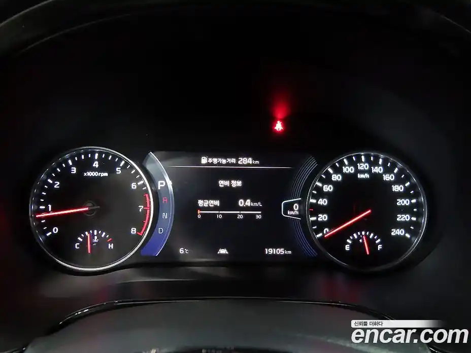 Kia Seltos 2023 1.6 Автомат в Москве № 120128, фото 8