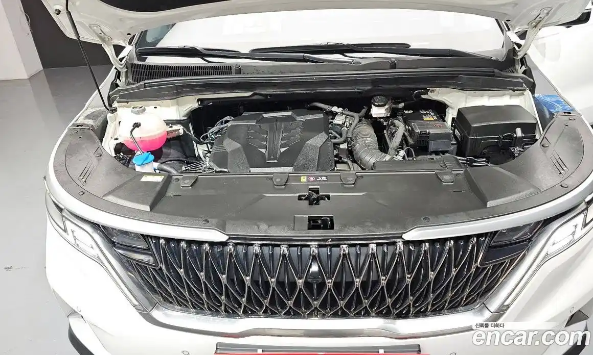 Kia Canival 2023 3.5 Автомат в Москве № 12021, фото 16