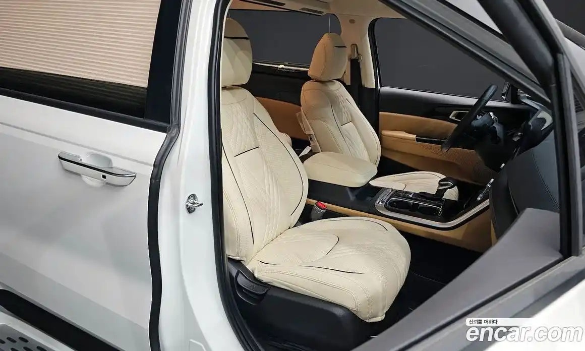 Kia Canival 2023 3.5 Автомат в Москве № 12021, фото 18