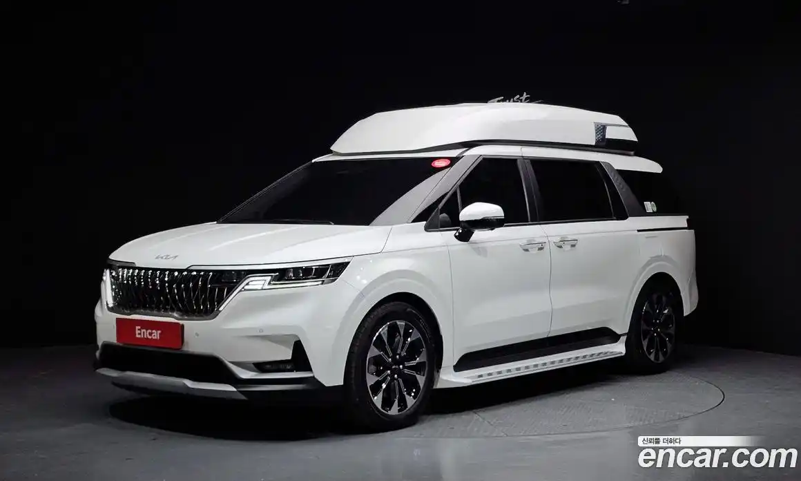 Kia Canival 2023 3.5 Автомат в Москве № 12021, фото 19