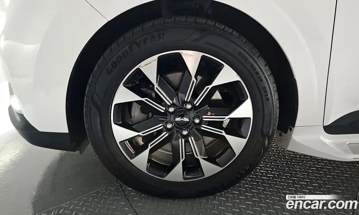 Kia Canival 2023 3.5 Автомат в Москве № 12021, фото 6