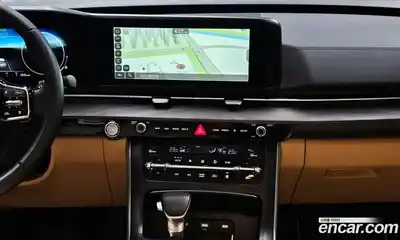 Kia Canival 2023 3.5 Автомат в Москве № 12021, миниатюра 10