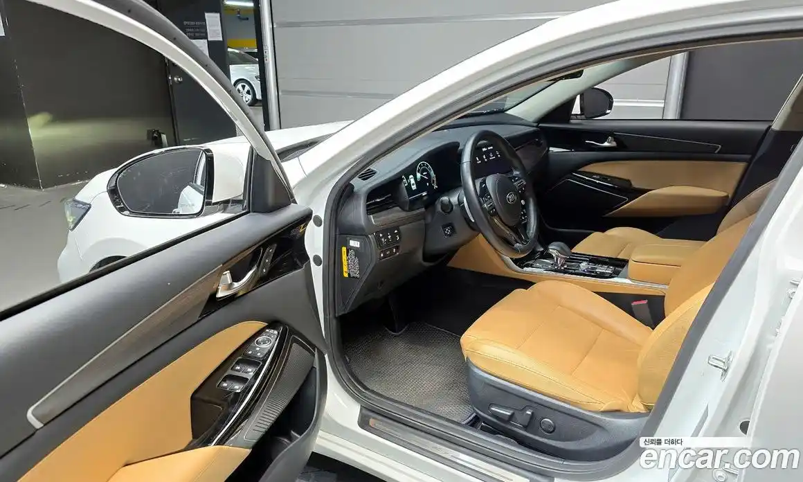 Kia K7 2020 2.5 Автомат в Москве № 121709, фото 17