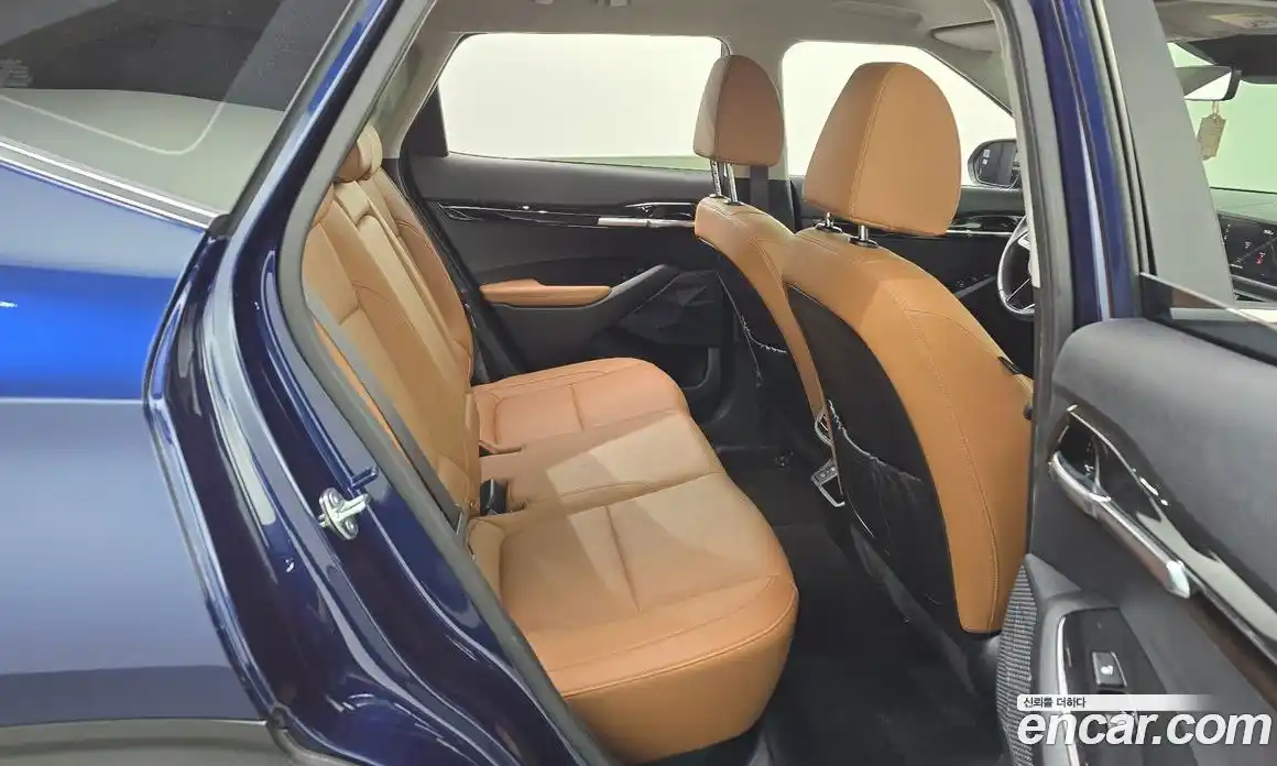 Kia Seltos 2024 1.6 Автомат в Москве № 122666, фото 8