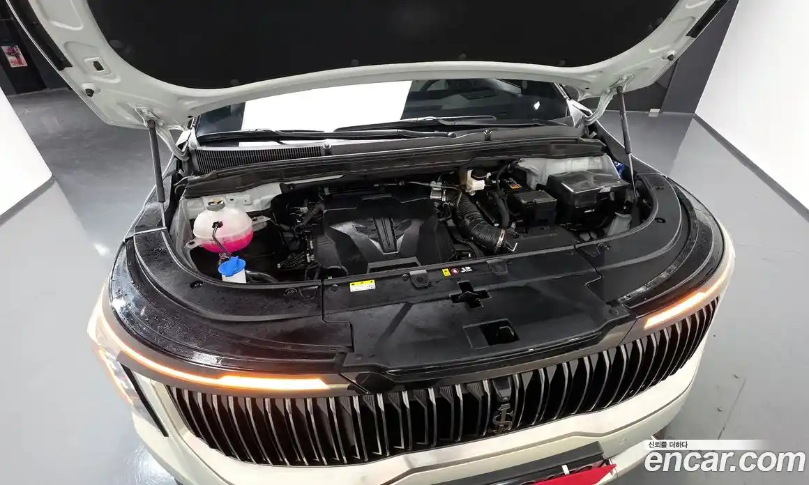 Kia Canival 2025 3.5 Автомат в Москве № 127863, фото 11