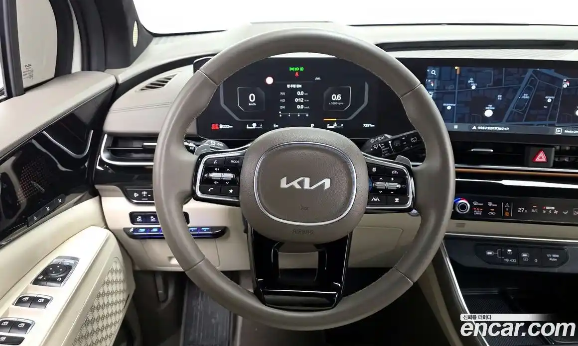 Kia Canival 2025 3.5 Автомат в Москве № 127863, фото 19