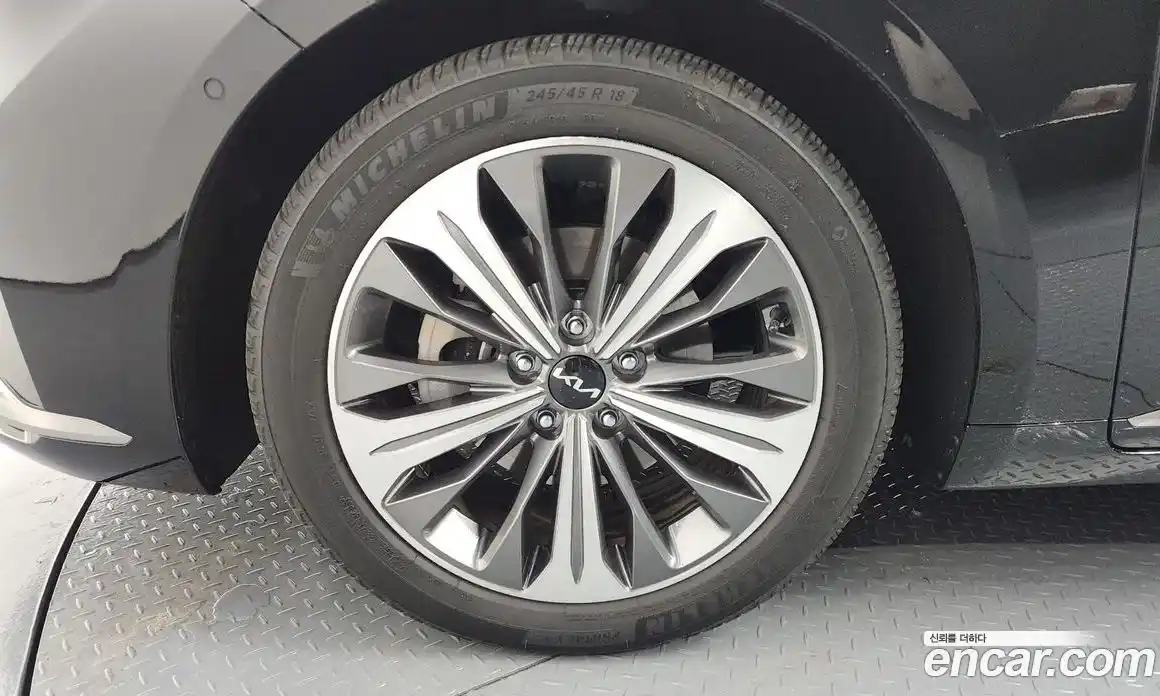 Kia K8 2023 1.6 Автомат в Москве № 128120, фото 3