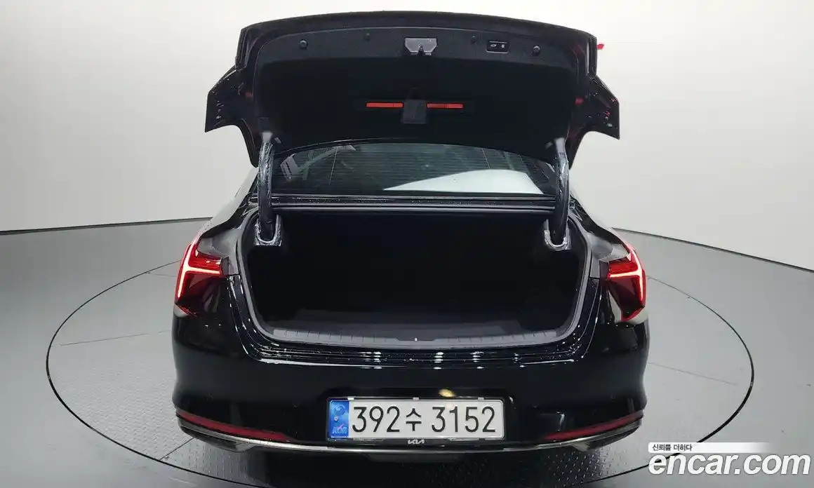 Kia K8 2023 1.6 Автомат в Москве № 128120, фото 9