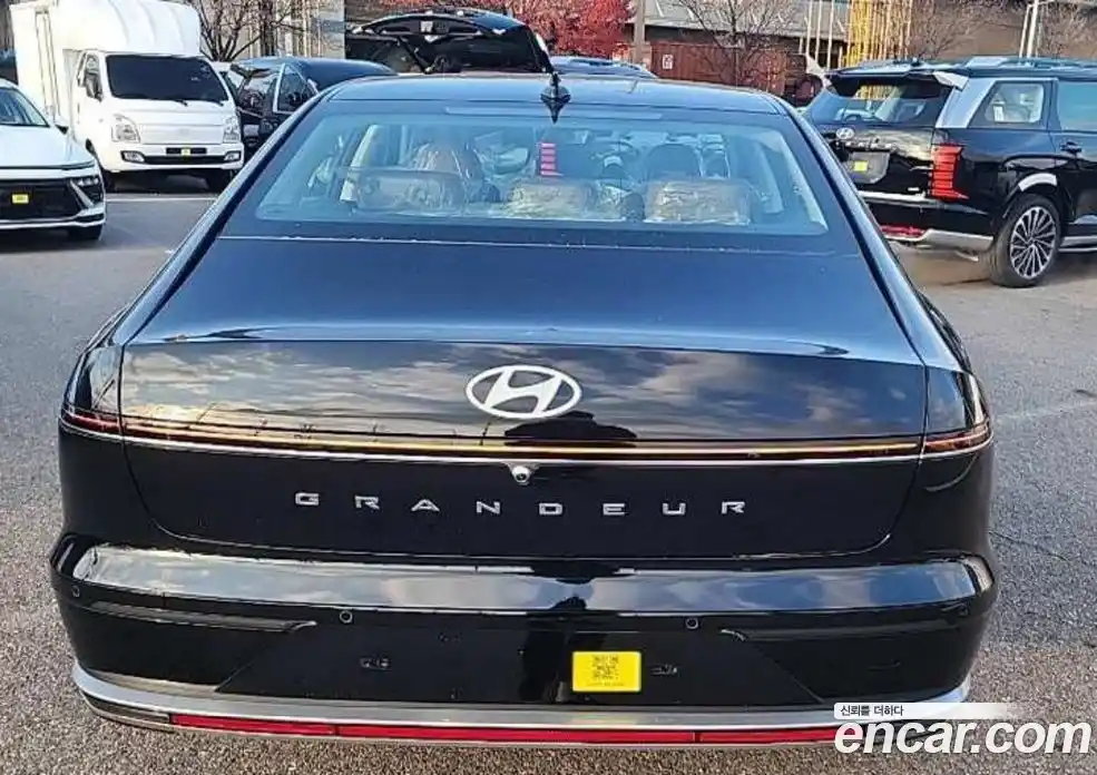 Hyundai Grandeur 2026 2.5 Автомат в Москве № 129363, фото 3