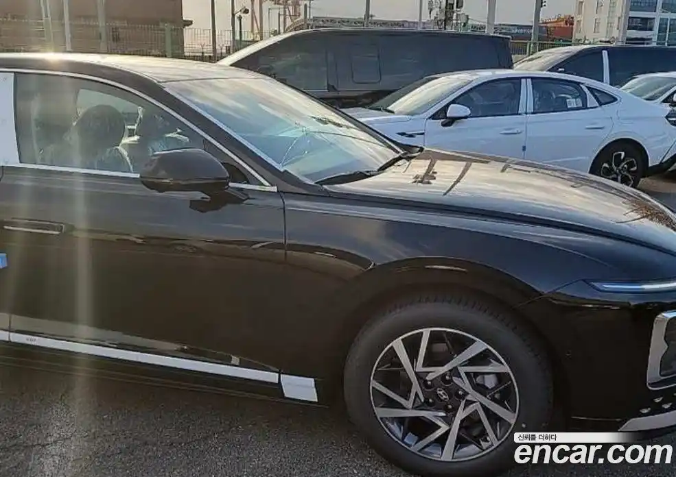 Hyundai Grandeur 2026 2.5 Автомат в Москве № 129363, фото 6